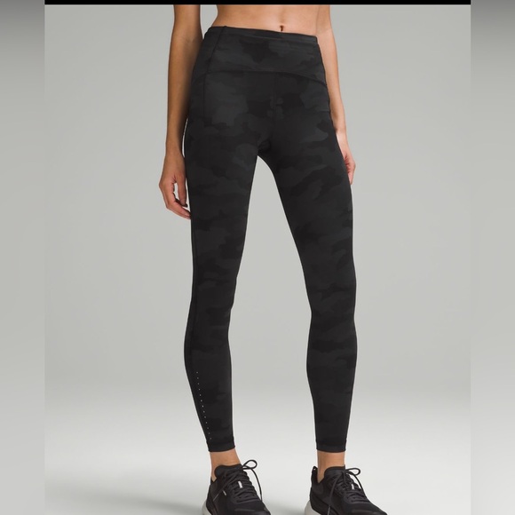 Lululemon Swift Speed leggings size 8 - Picture 8 of 8